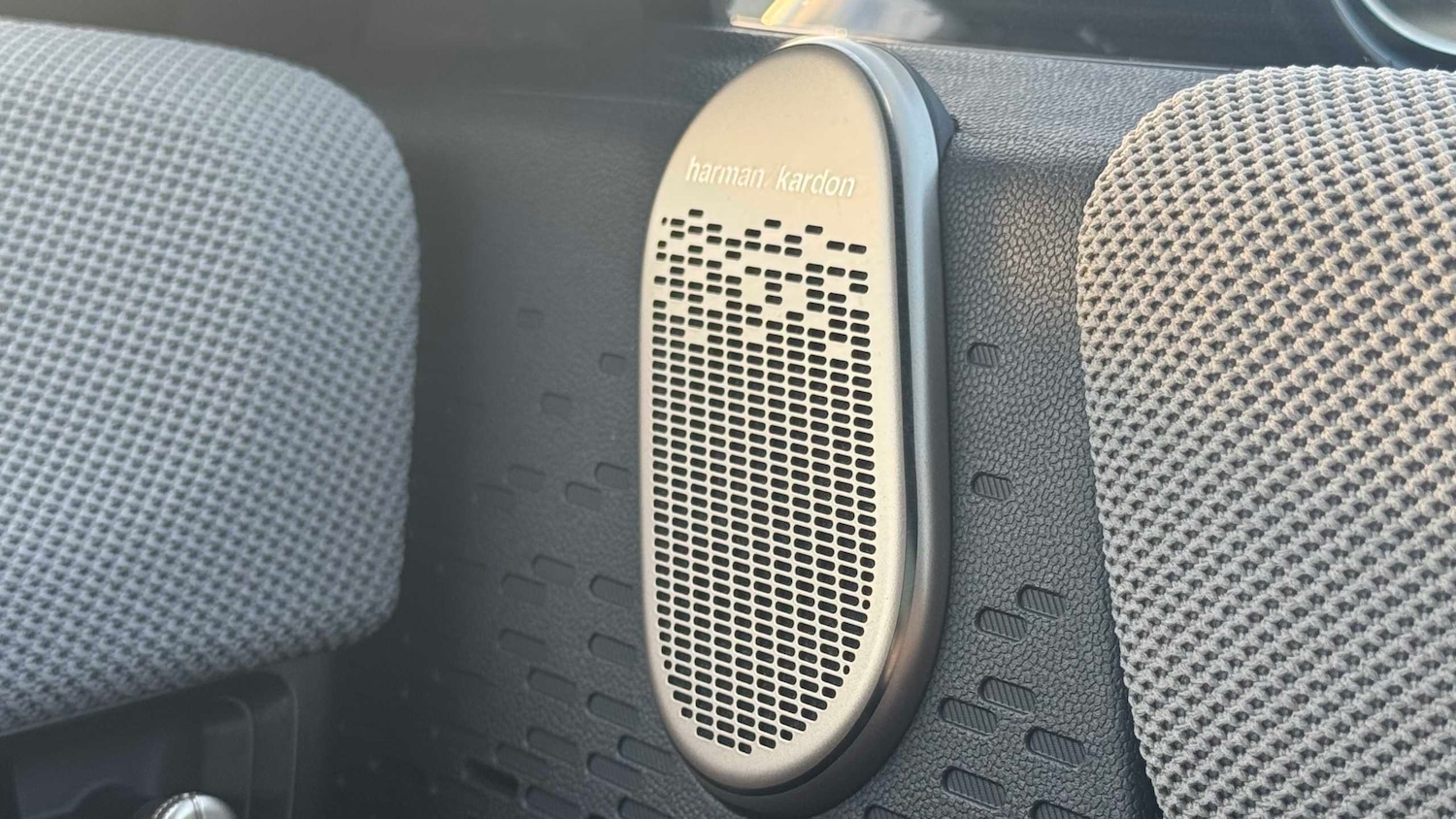 Used MINI Cooper 2024 for sale - 76916102: Photo 11