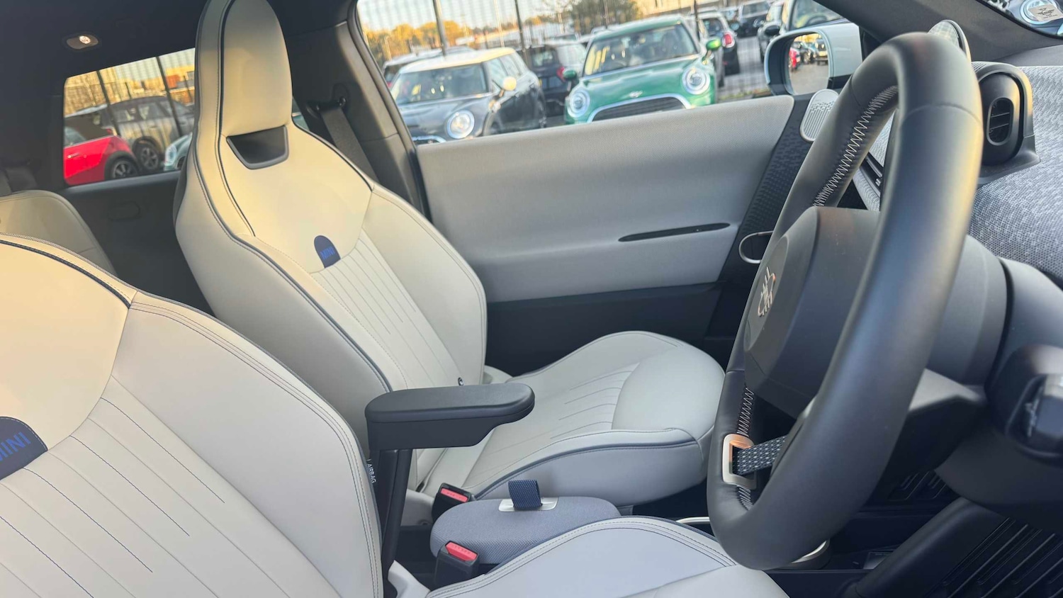 Used MINI Cooper 2024 for sale - 76916102: Photo 12