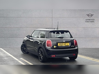 Used MINI Hatch 2021 for sale - 75861107: Photo