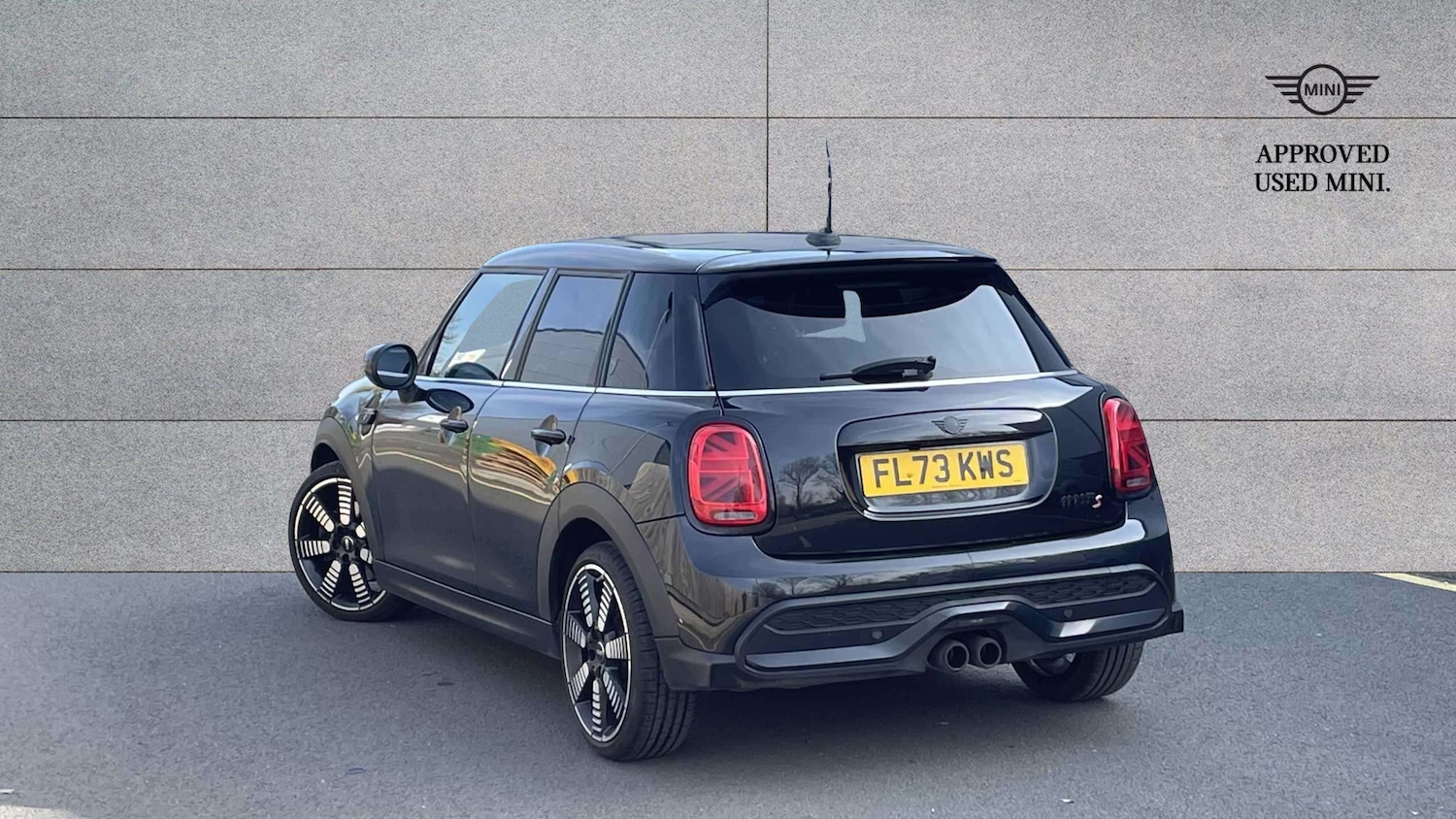 Used MINI Hatch 2023 for sale - 77960782: Photo 2