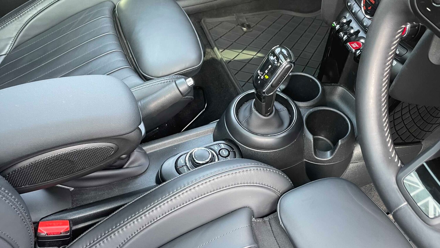 Used MINI Hatch 2023 for sale - 77960782: Photo 8