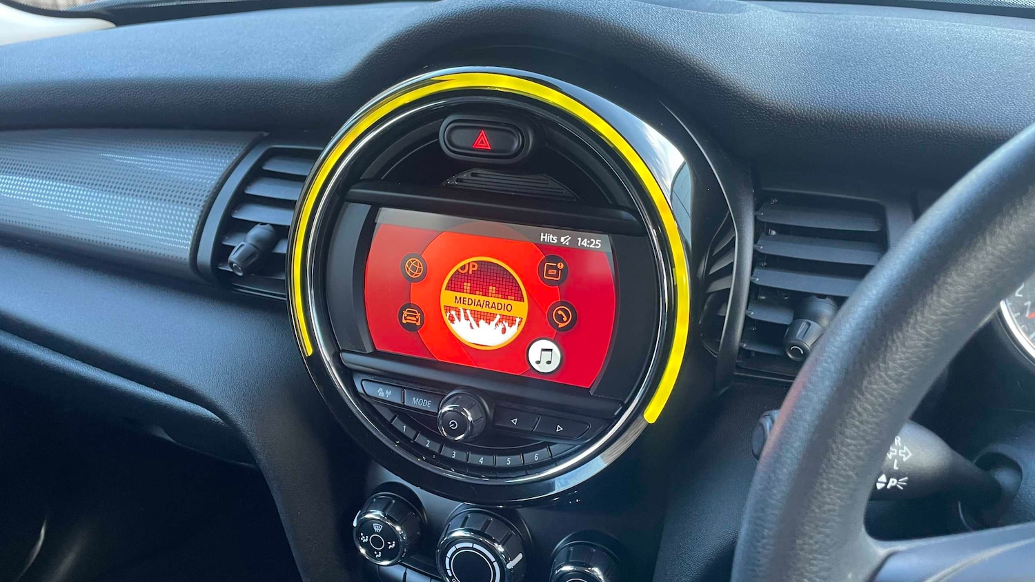 Used MINI Hatch 2019 for sale - 76789380: Photo 11