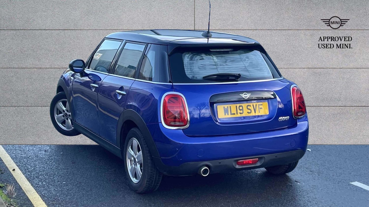 Used MINI Hatch 2019 for sale - 76789380: Photo 2