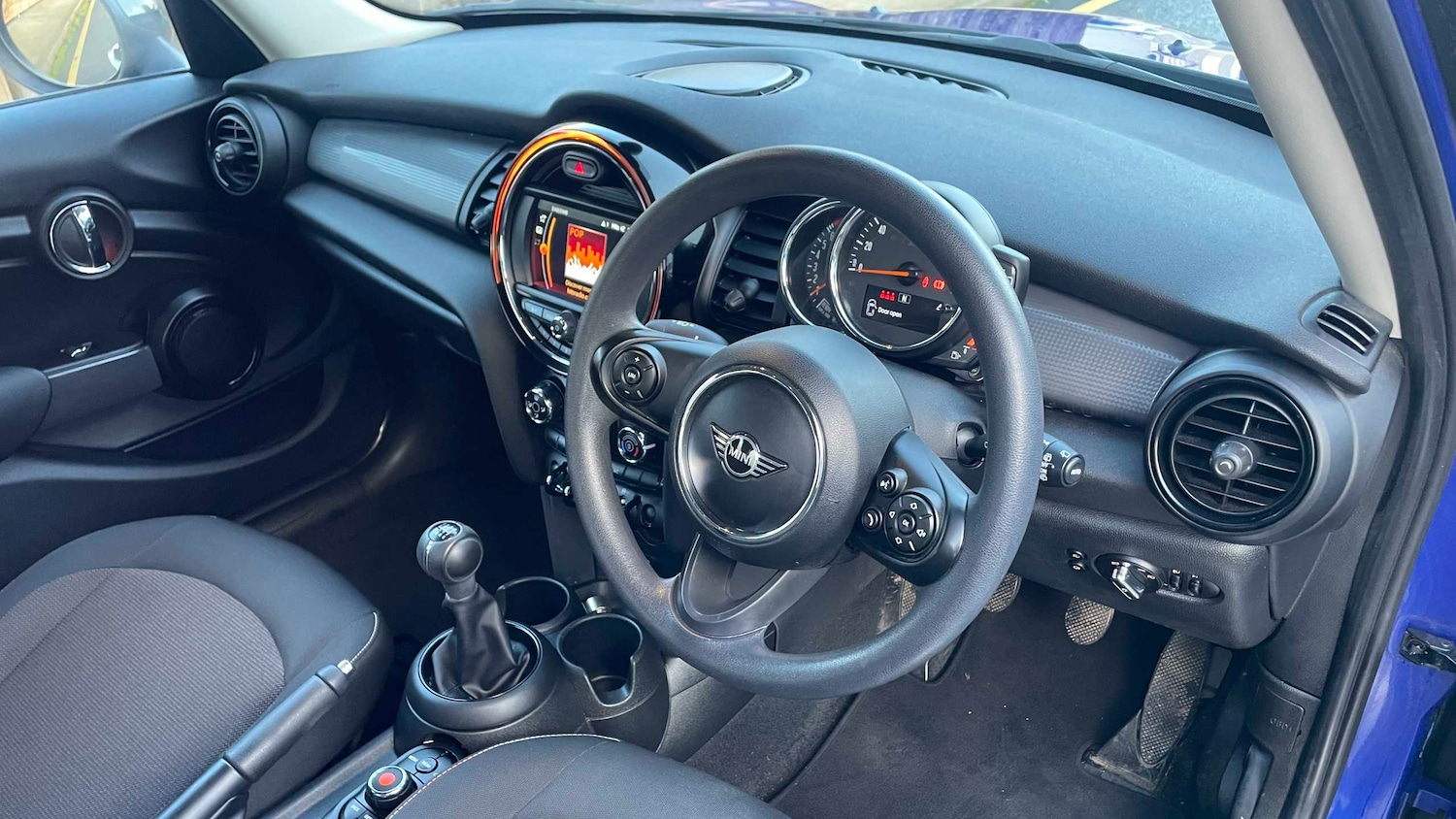 Used MINI Hatch 2019 for sale - 76789380: Photo 8