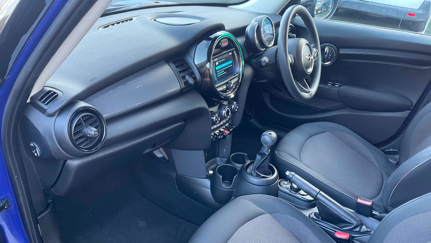 Used MINI Hatch 2019 for sale - 76789380: Photo 9