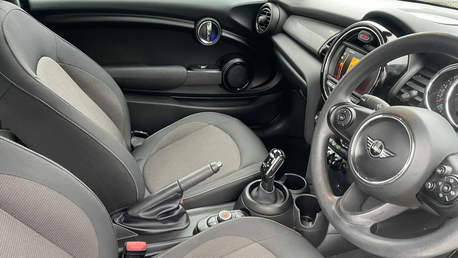 Used MINI Hatch 2020 for sale - 76755297: Photo 33