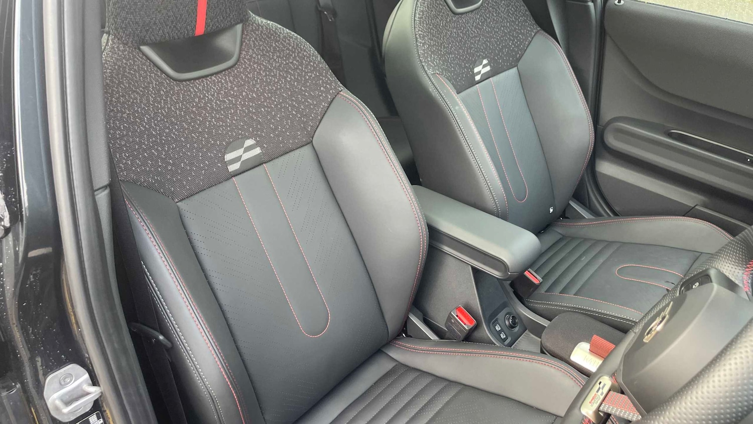 Used MINI Cooper 2025 for sale - 76523994: Photo 10