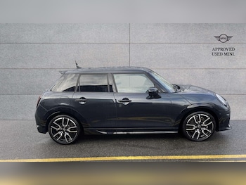Used MINI Cooper 2025 for sale - 76523994: Photo