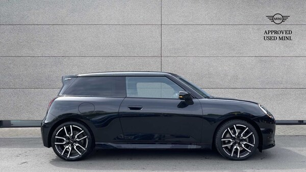 Used MINI Cooper 2024 for sale - 75217556: Photo 3
