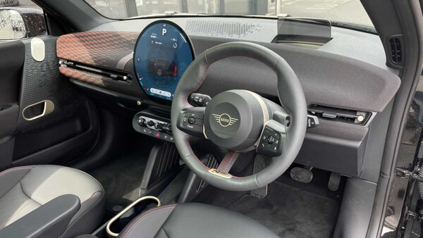 Used MINI Cooper 2024 for sale - 75217556: Photo 7