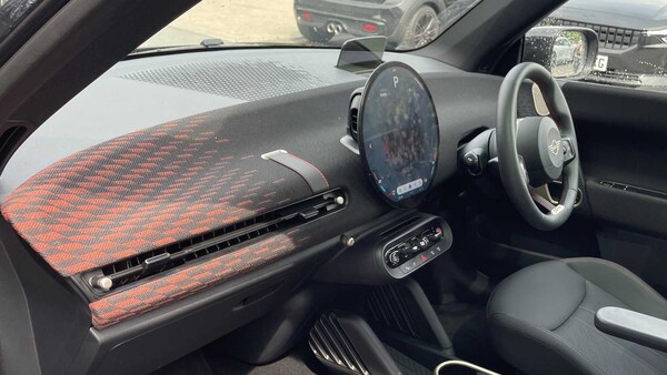Used MINI Cooper 2024 for sale - 75217556: Photo 8