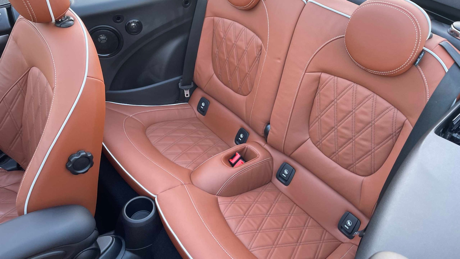 Used MINI Convertible 2023 for sale - 77615557: Photo 10