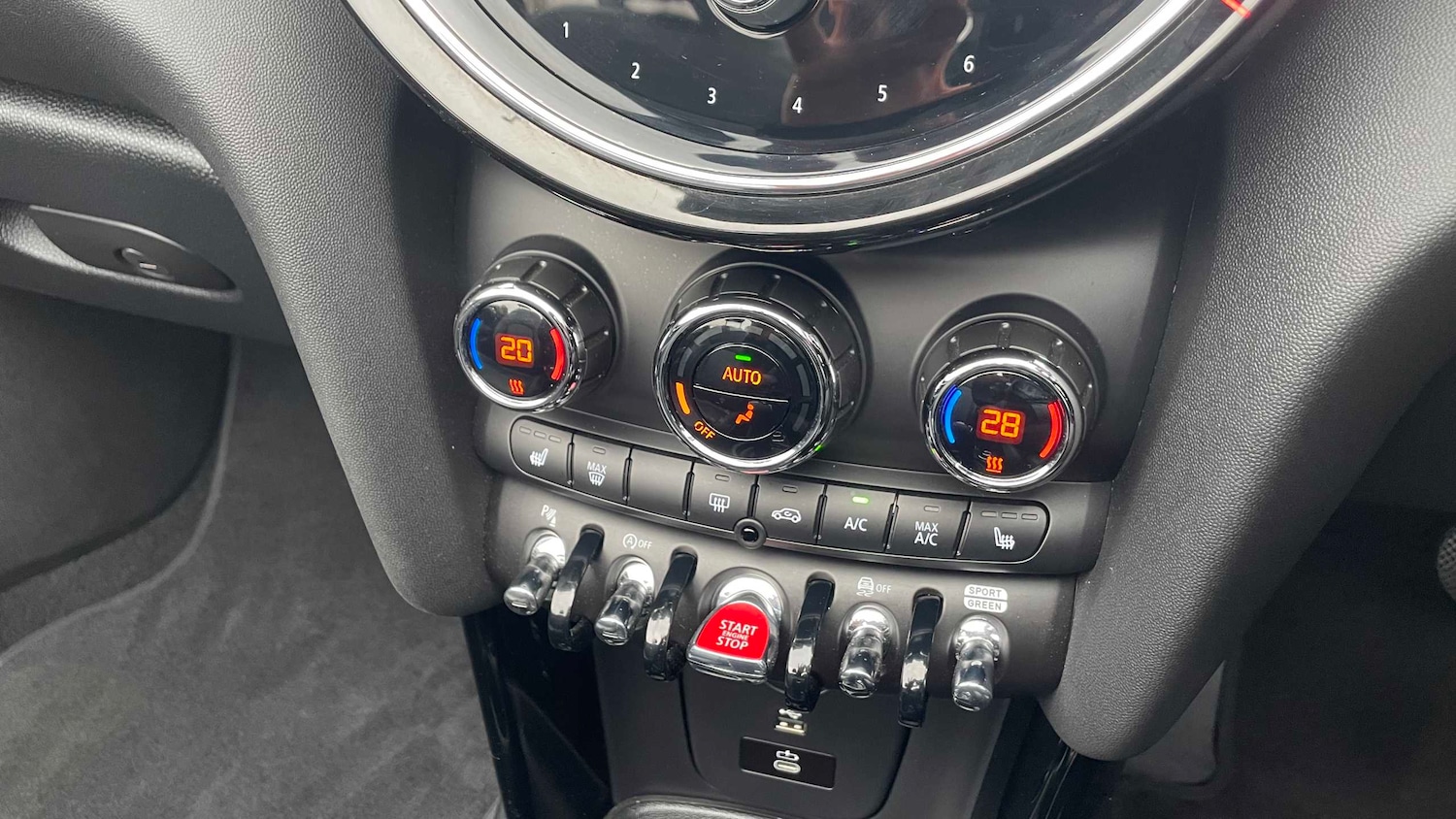 Used MINI Convertible 2023 for sale - 76515551: Photo 13