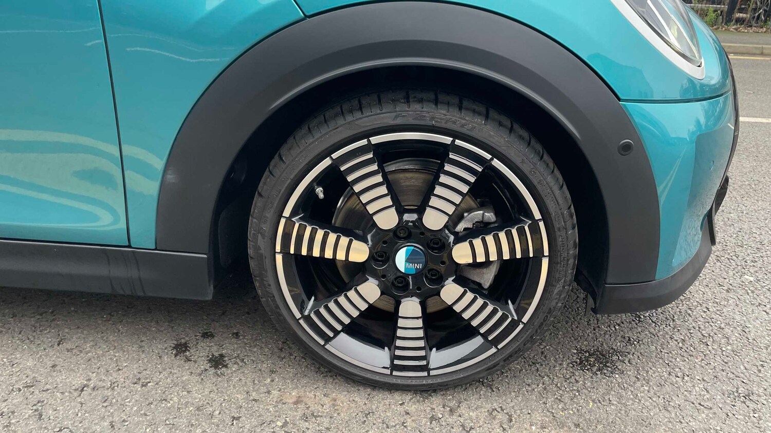 Used MINI Convertible 2023 for sale - 76515551: Photo 17
