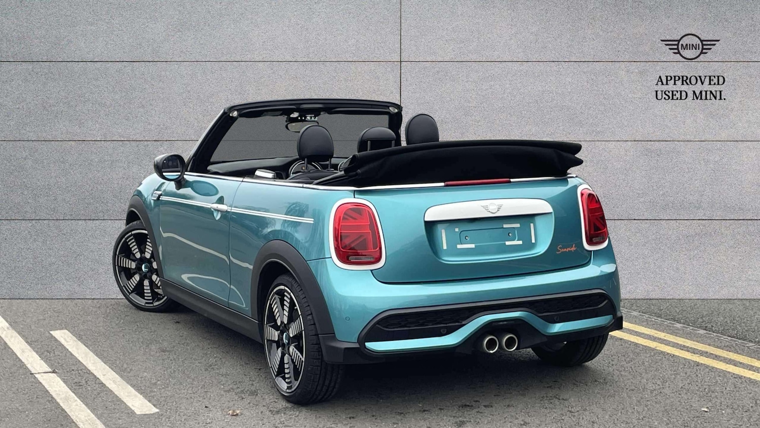 Used MINI Convertible 2023 for sale - 76515551: Photo 2