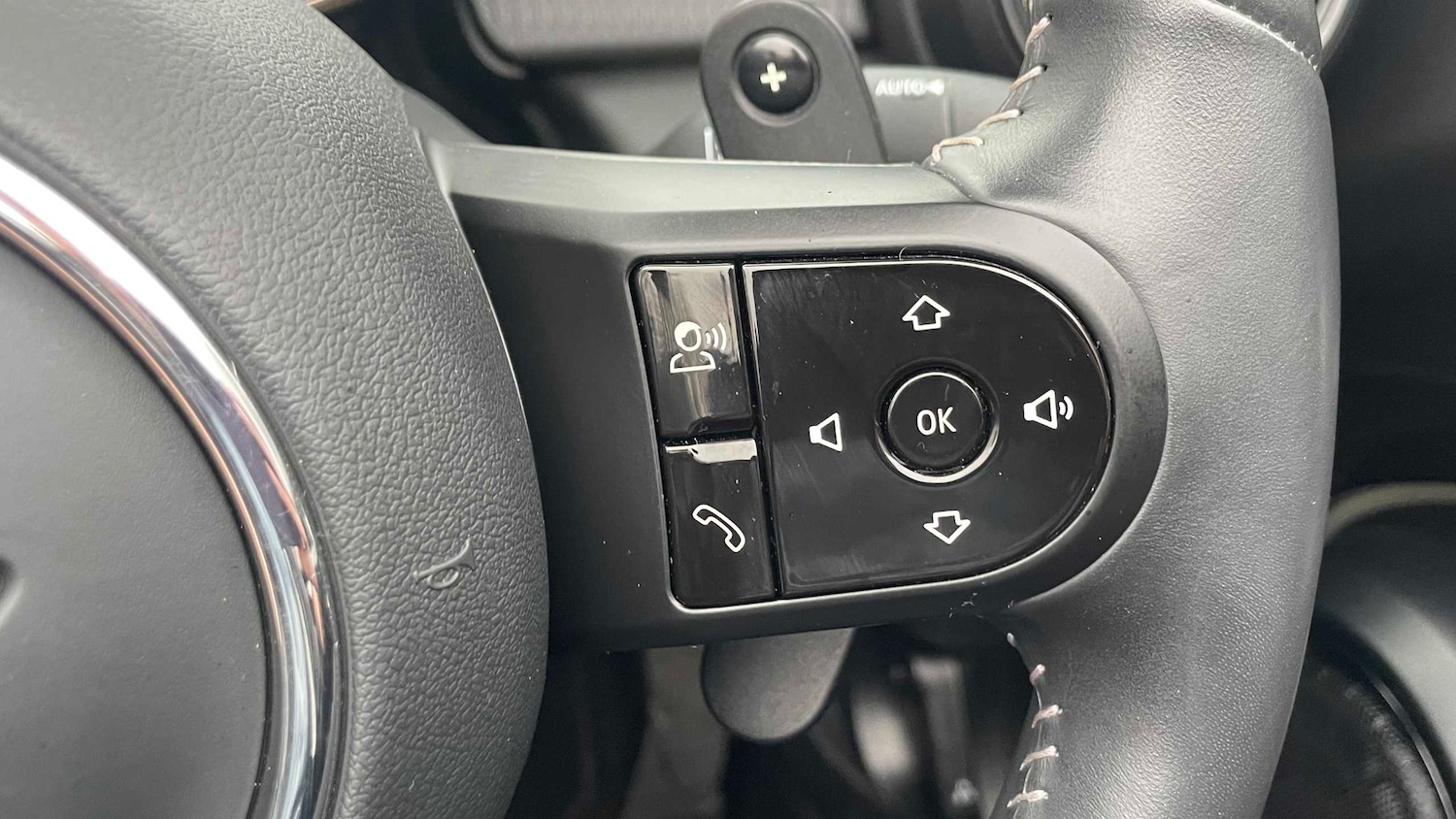 Used MINI Convertible 2023 for sale - 76515551: Photo 20