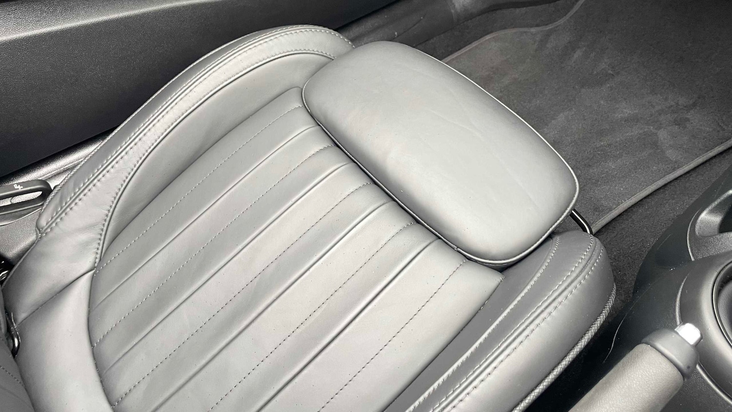 Used MINI Convertible 2023 for sale - 76515551: Photo 26