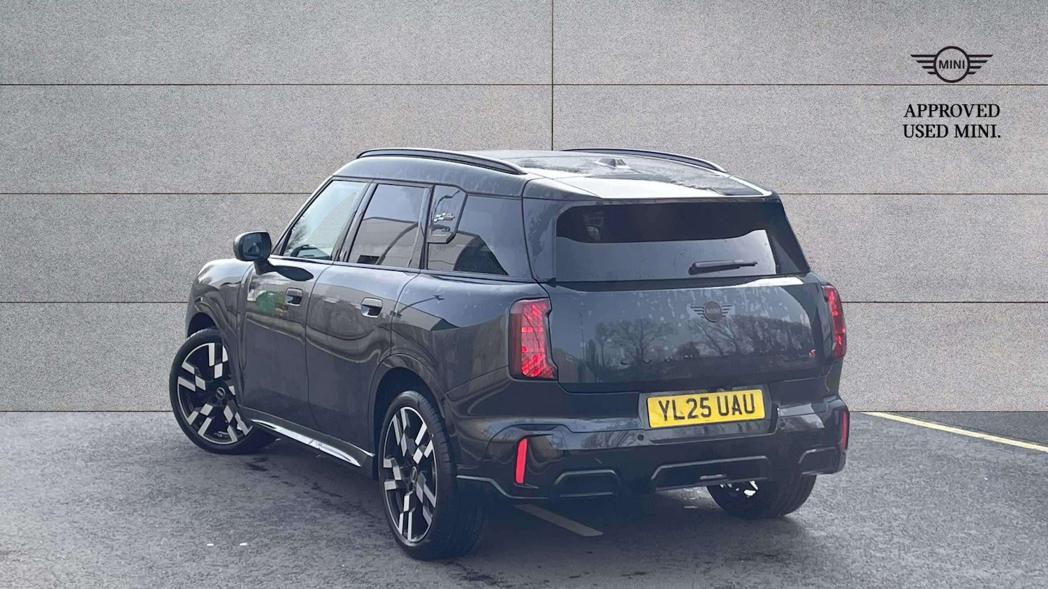 Used MINI Countryman for sale - 77589172: Photo 2