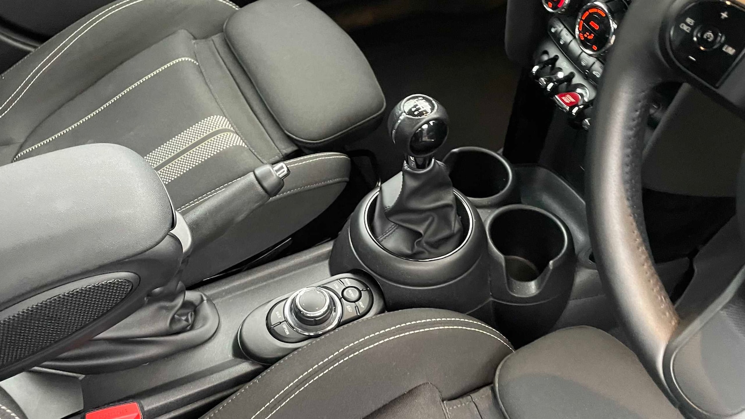 Used MINI Hatch 2022 for sale - 77979538: Photo 8