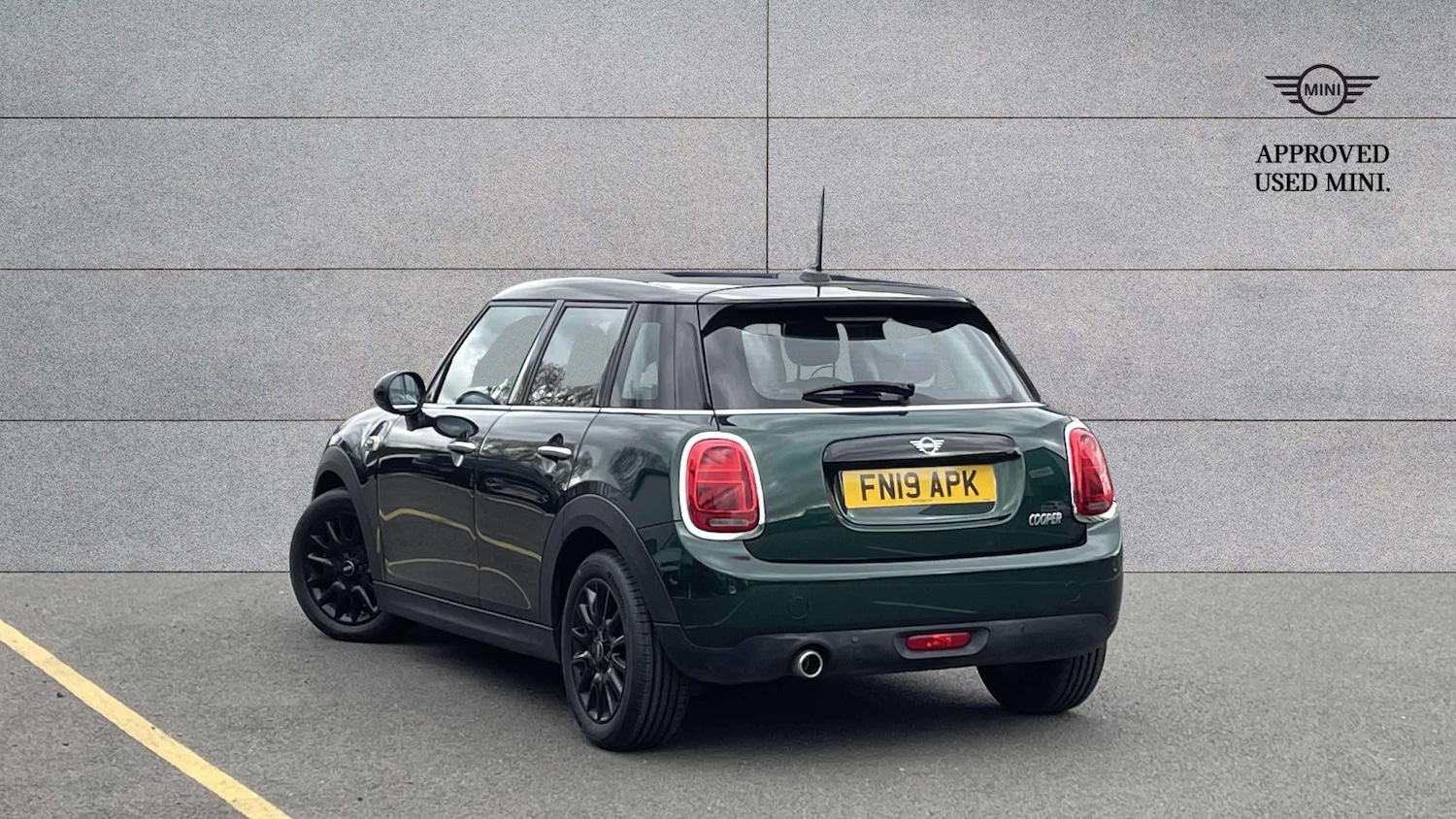 Used MINI Hatch 2019 for sale - 77827538: Photo 2