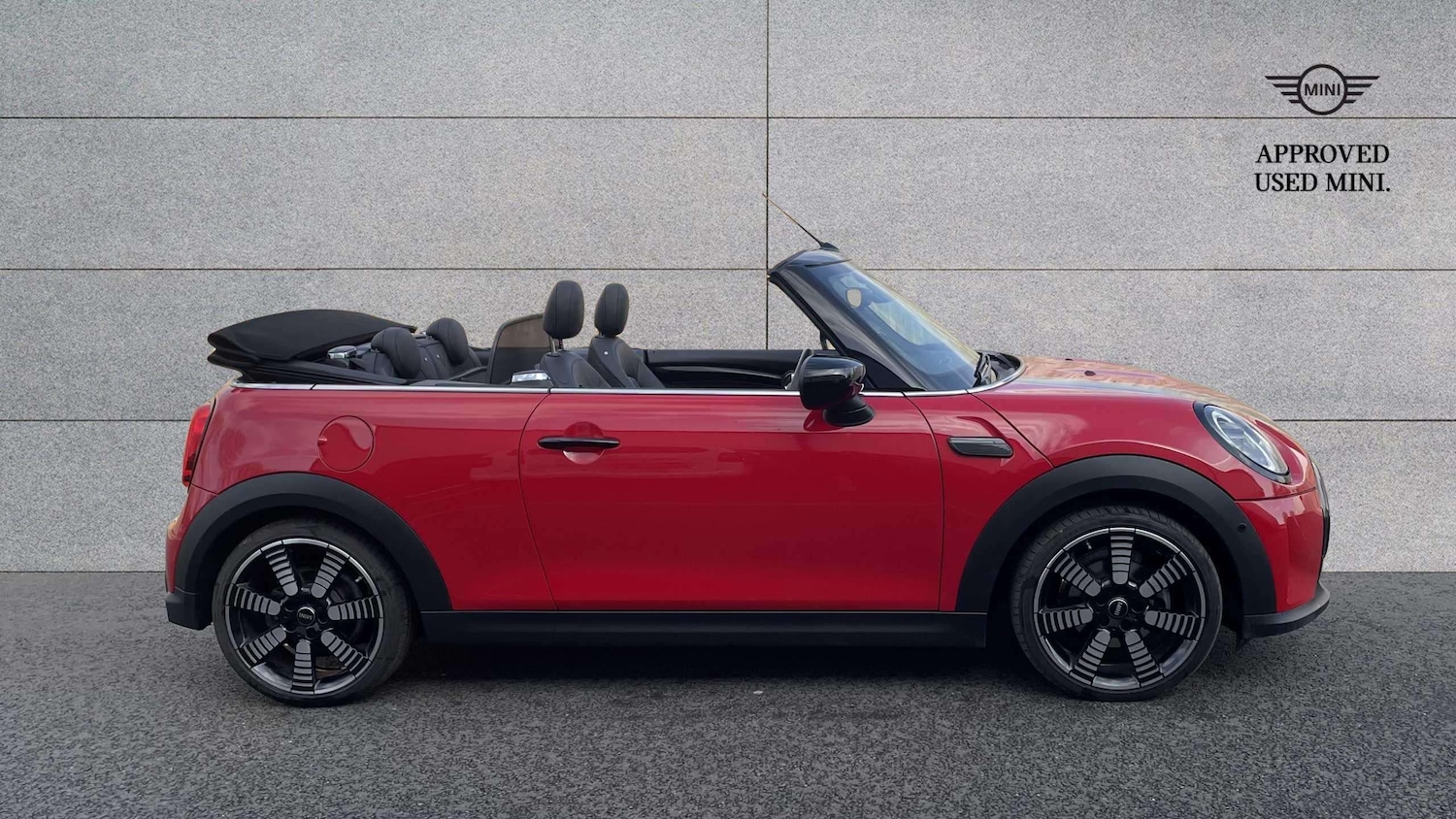 Used MINI Convertible 2024 for sale - 77698707: Photo 3