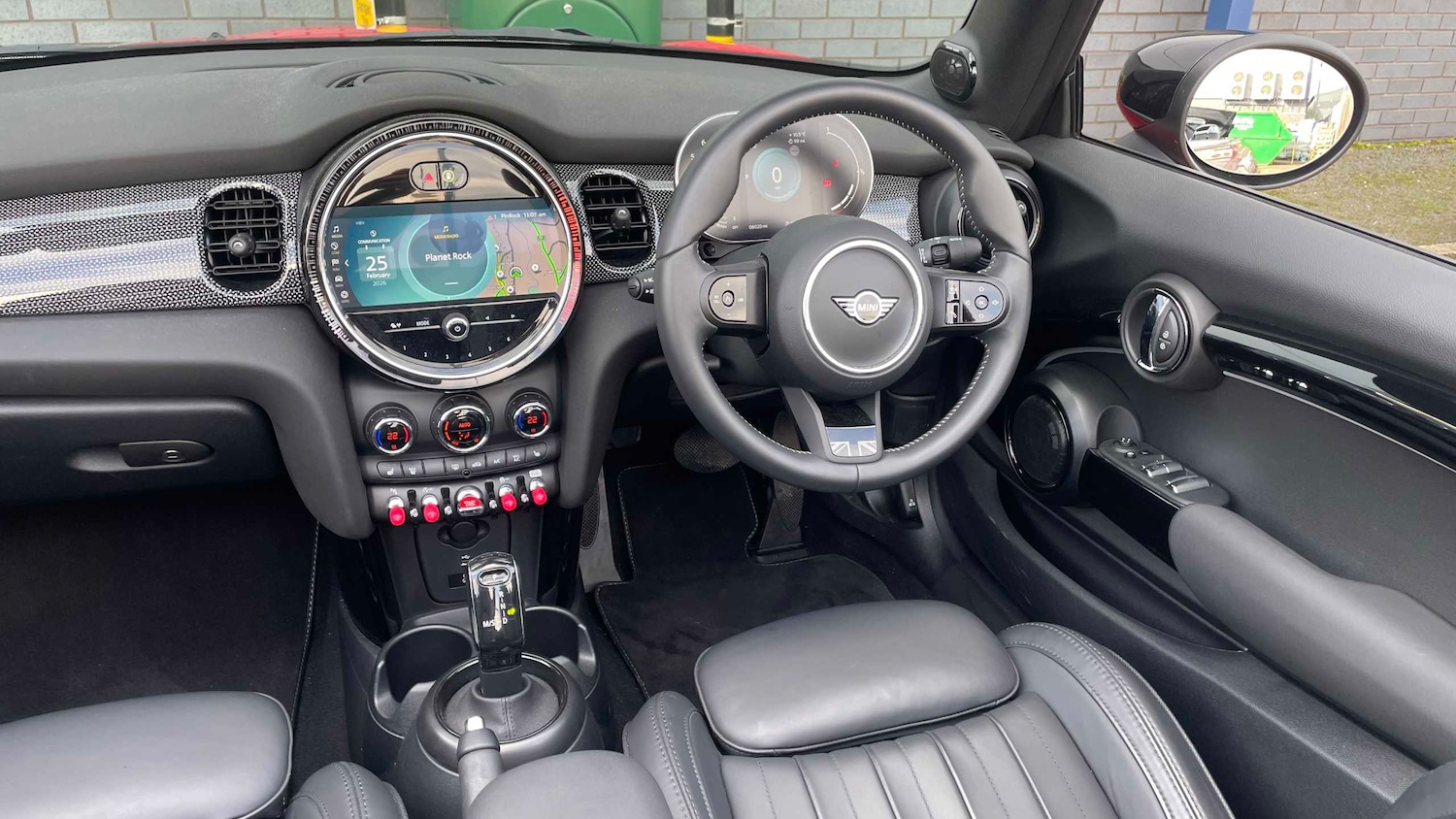 Used MINI Convertible 2024 for sale - 77698707: Photo 5