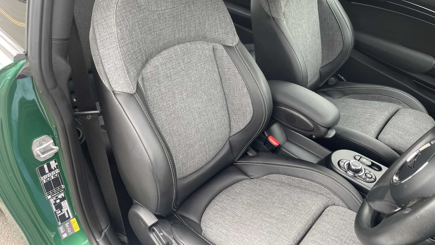 Used MINI Hatch 2023 for sale - 77294234: Photo 12