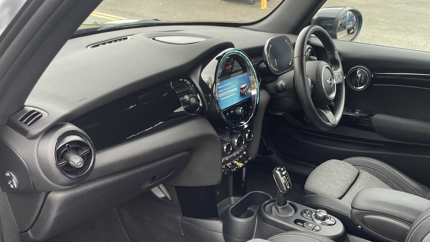 Used MINI Hatch 2023 for sale - 77294234: Photo 8