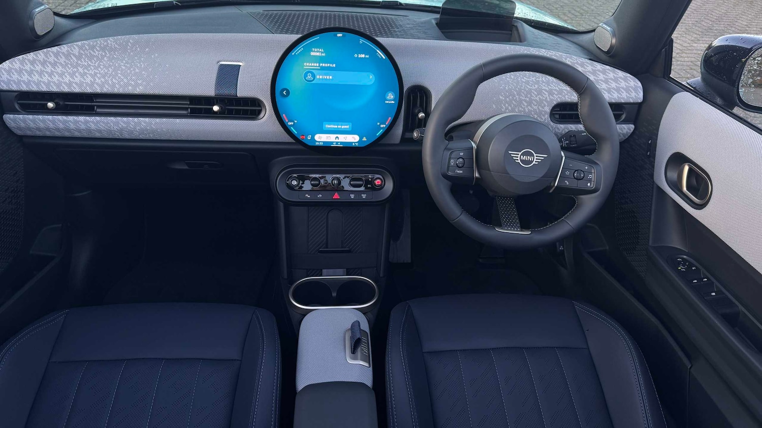 Used MINI Cooper 2025 for sale - 76955199: Photo 6