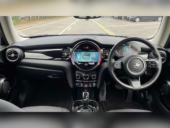 Used MINI Hatch 2023 for sale - 78419607: Photo