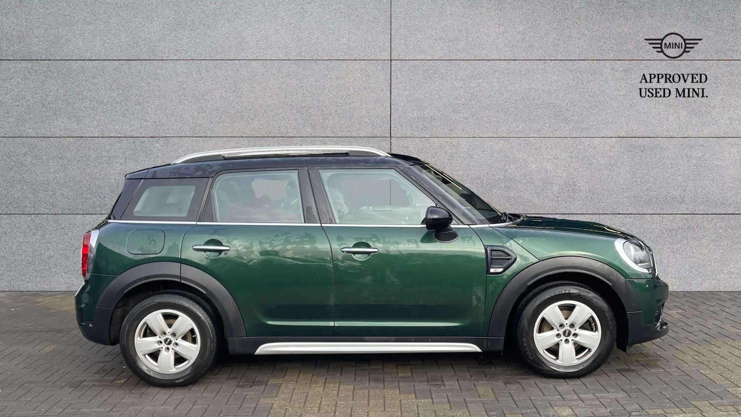 Used MINI Countryman 2017 for sale - 77756603: Photo 3