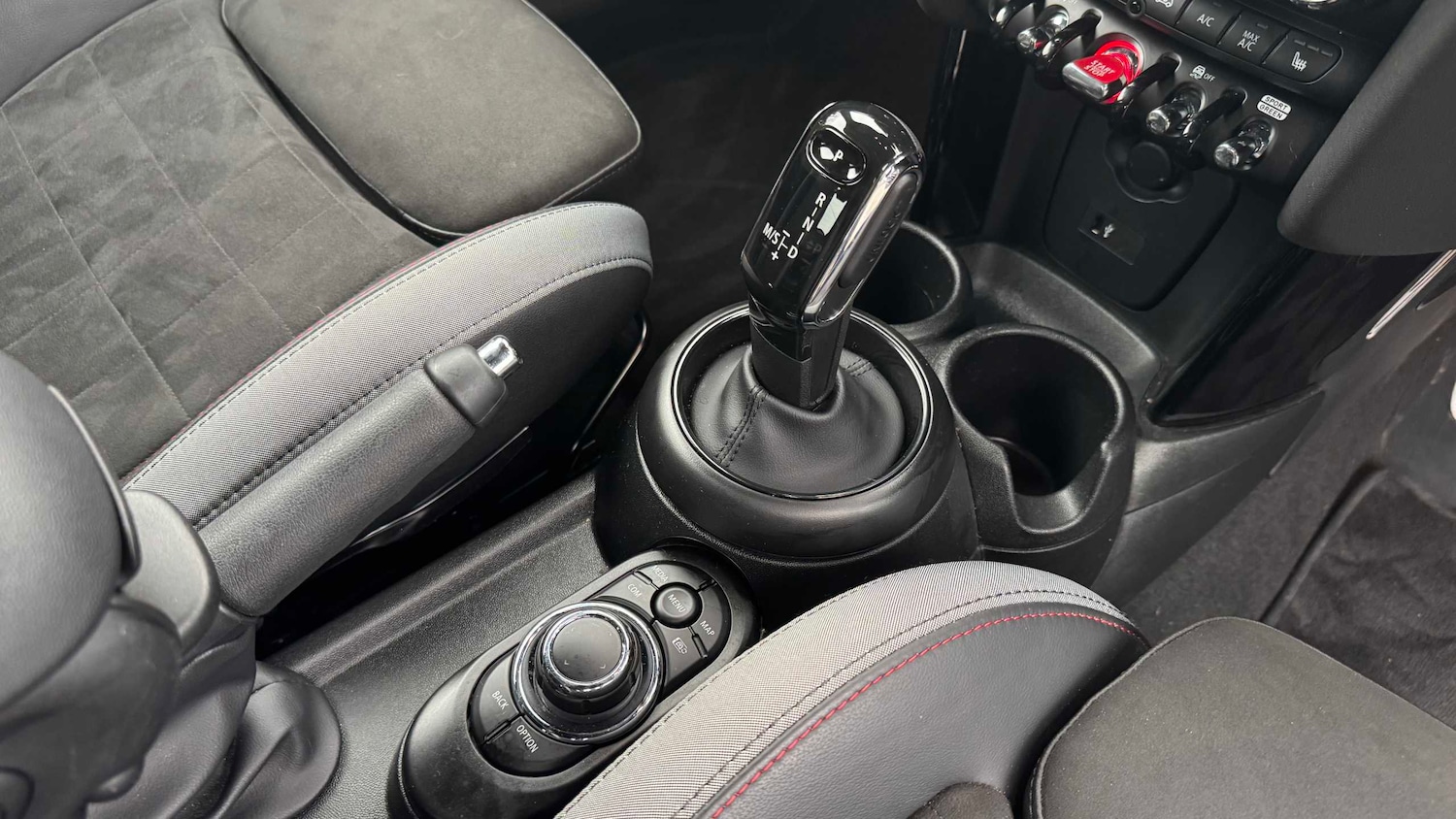 Used MINI Hatch 2024 for sale - 77810895: Photo 22