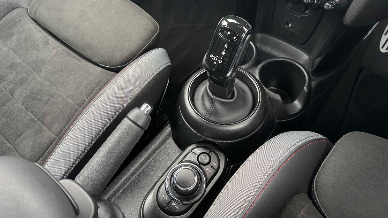 Used MINI Hatch 2024 for sale - 77810895: Photo 26