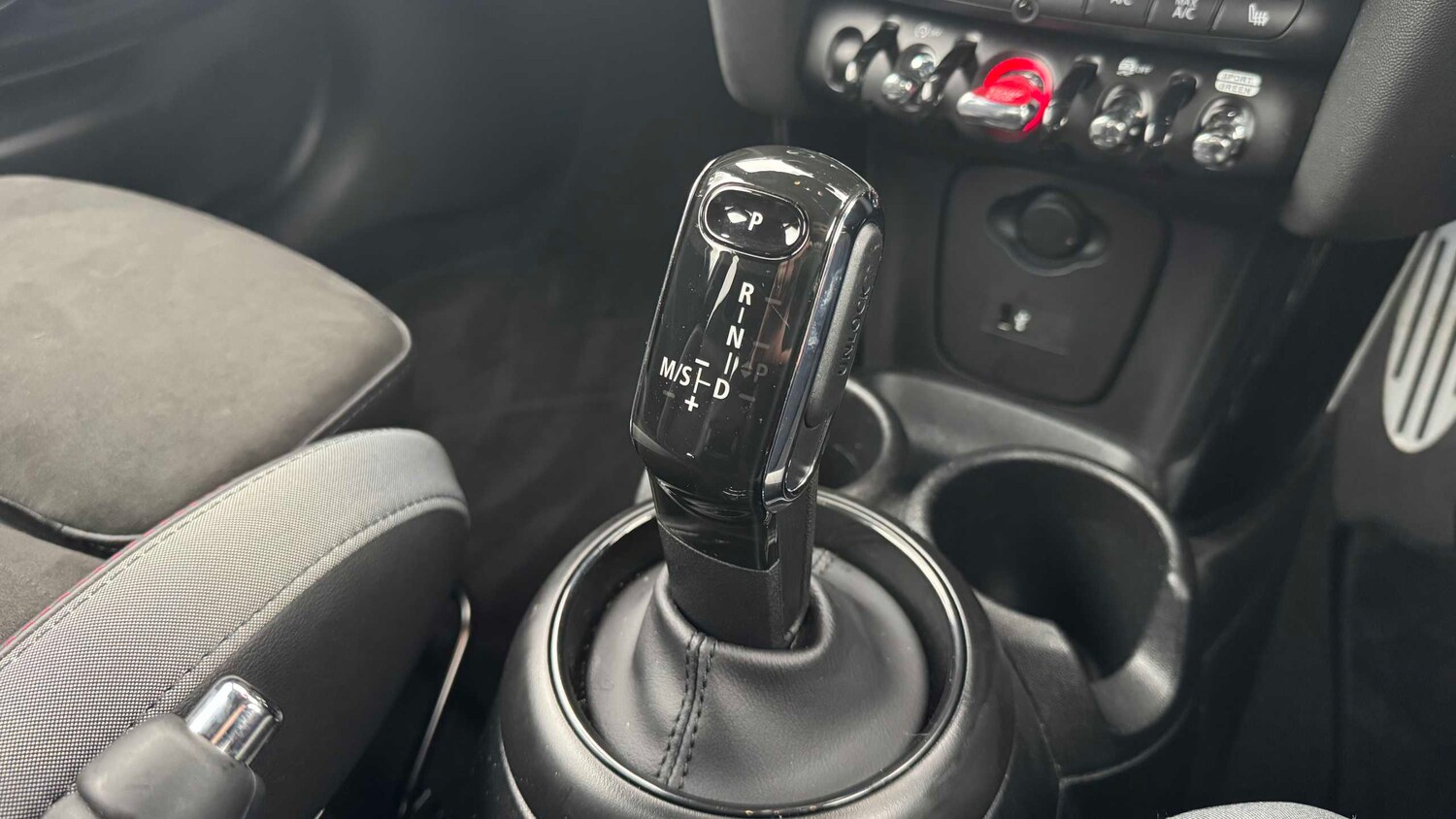 Used MINI Hatch 2024 for sale - 77810895: Photo 29