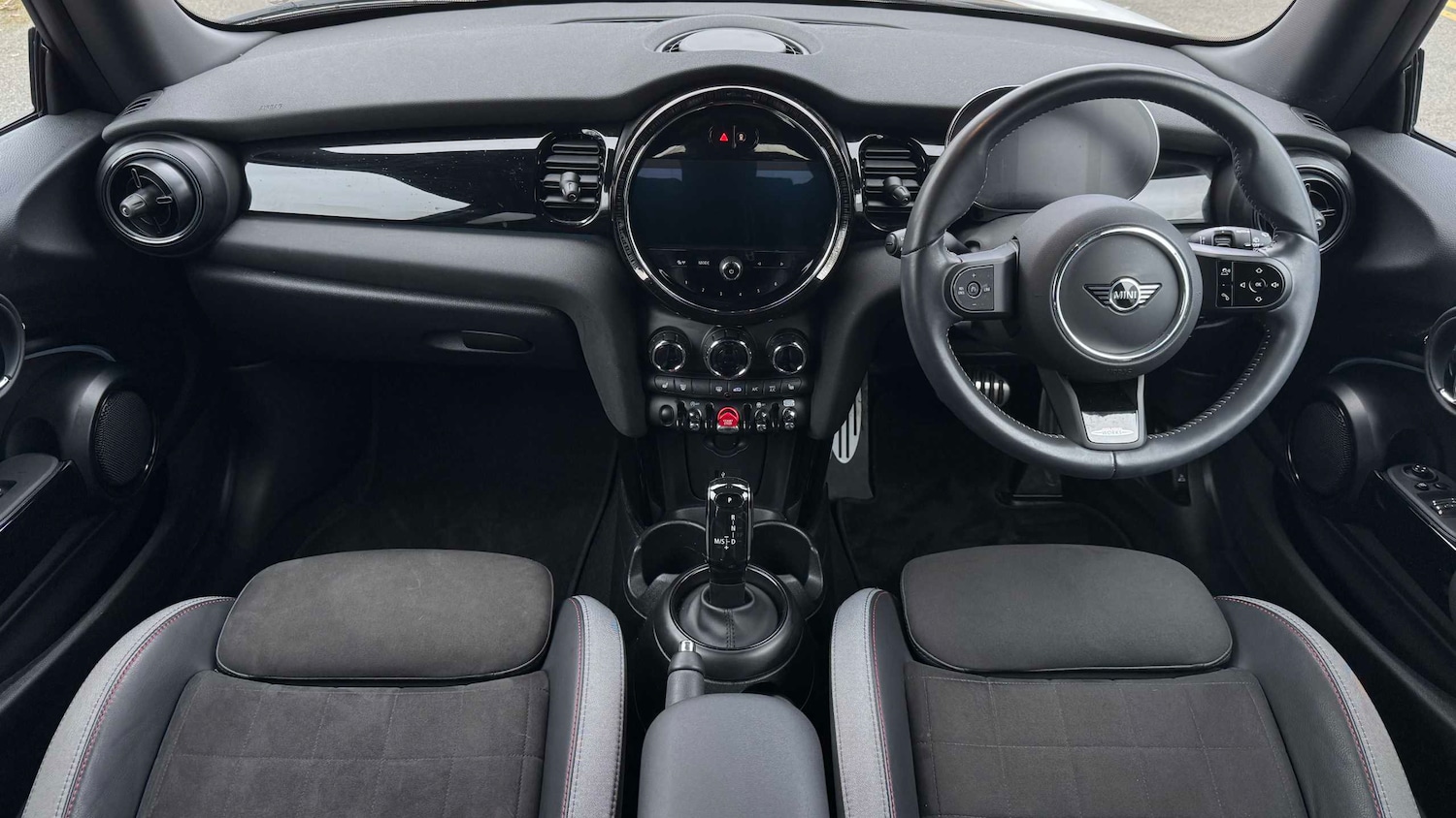 Used MINI Hatch 2024 for sale - 77810895: Photo 5