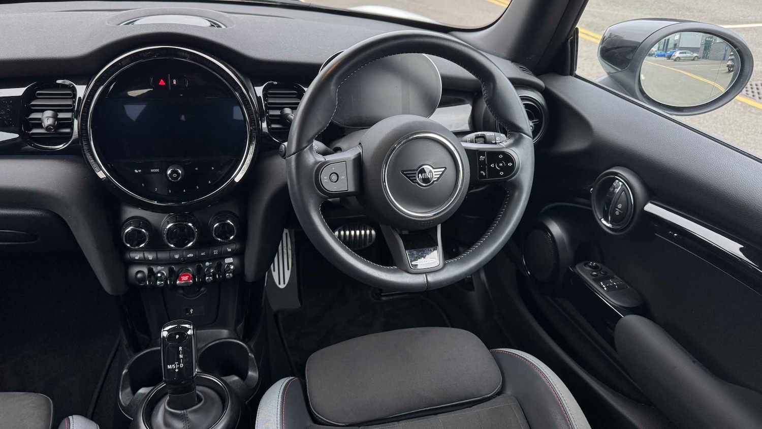 Used MINI Hatch 2024 for sale - 77810895: Photo 6