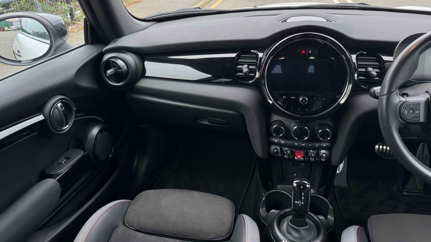 Used MINI Hatch 2024 for sale - 77810895: Photo 7