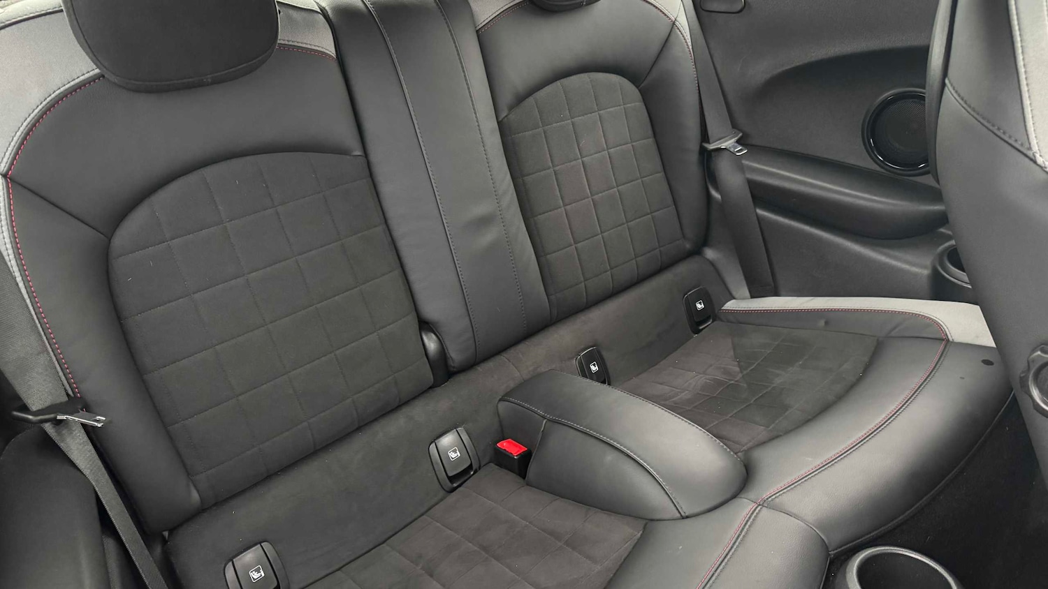 Used MINI Hatch 2024 for sale - 77810895: Photo 9