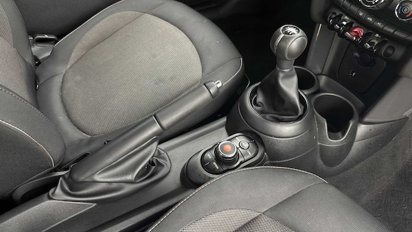 Used MINI Hatch 2019 for sale - 76156063: Photo 18