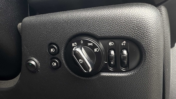 Used MINI Hatch 2019 for sale - 76156063: Photo 26
