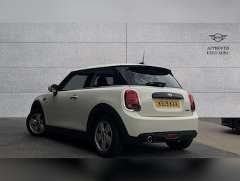 Used MINI Hatch 2019 for sale - 76156063: Photo 2