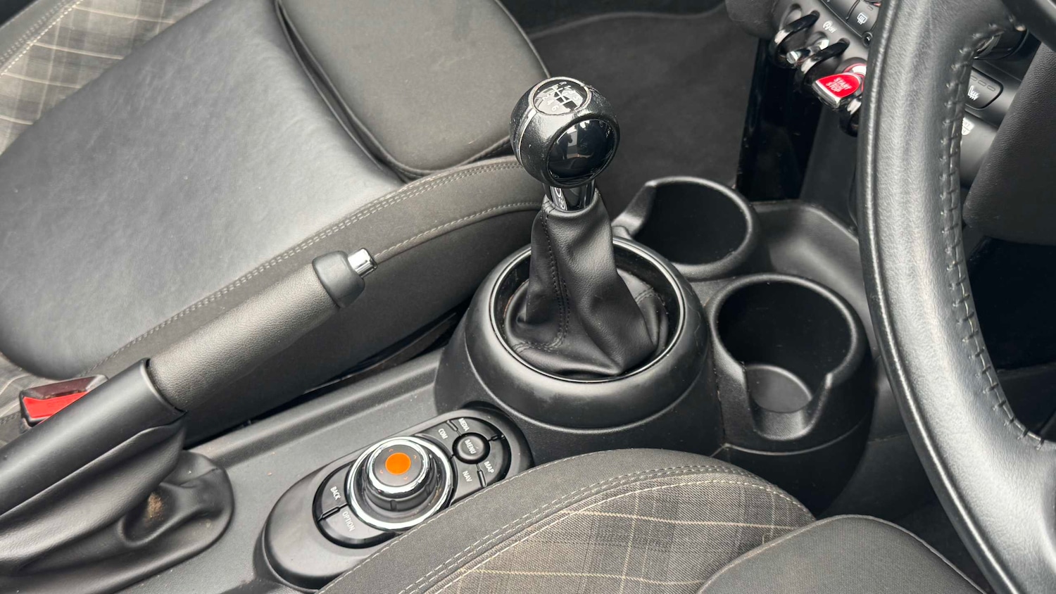 Used MINI Convertible 2018 for sale - 77756683: Photo 22