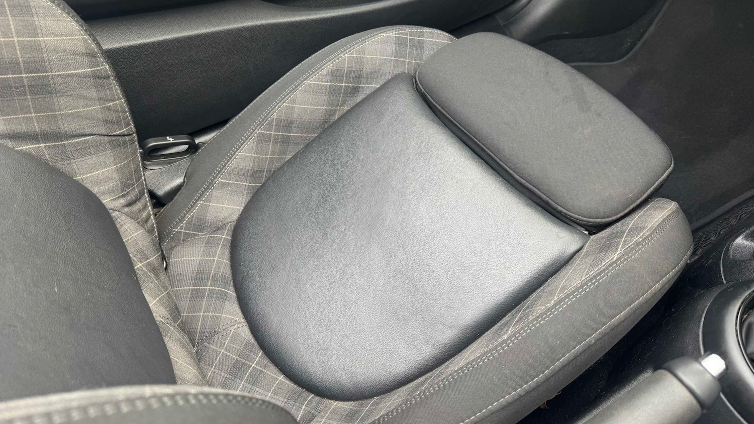 Used MINI Convertible 2018 for sale - 77756683: Photo 33