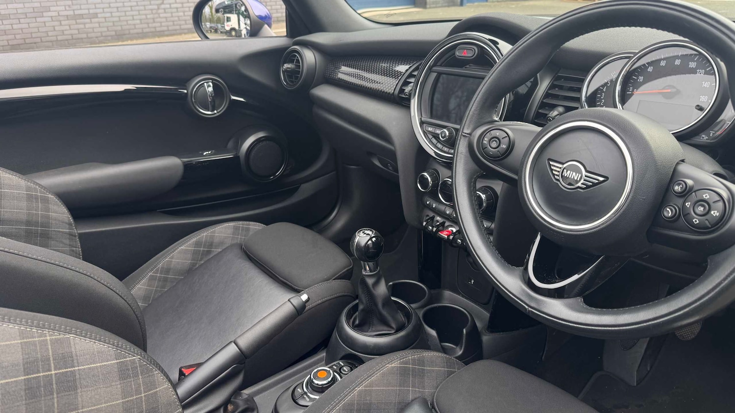 Used MINI Convertible 2018 for sale - 77756683: Photo 9