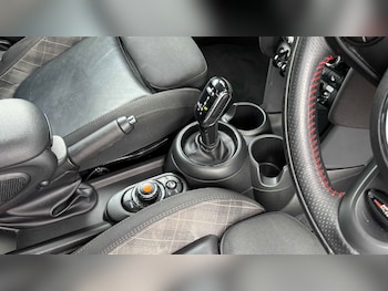 Used MINI Hatch 2019 for sale - 78825364: Photo