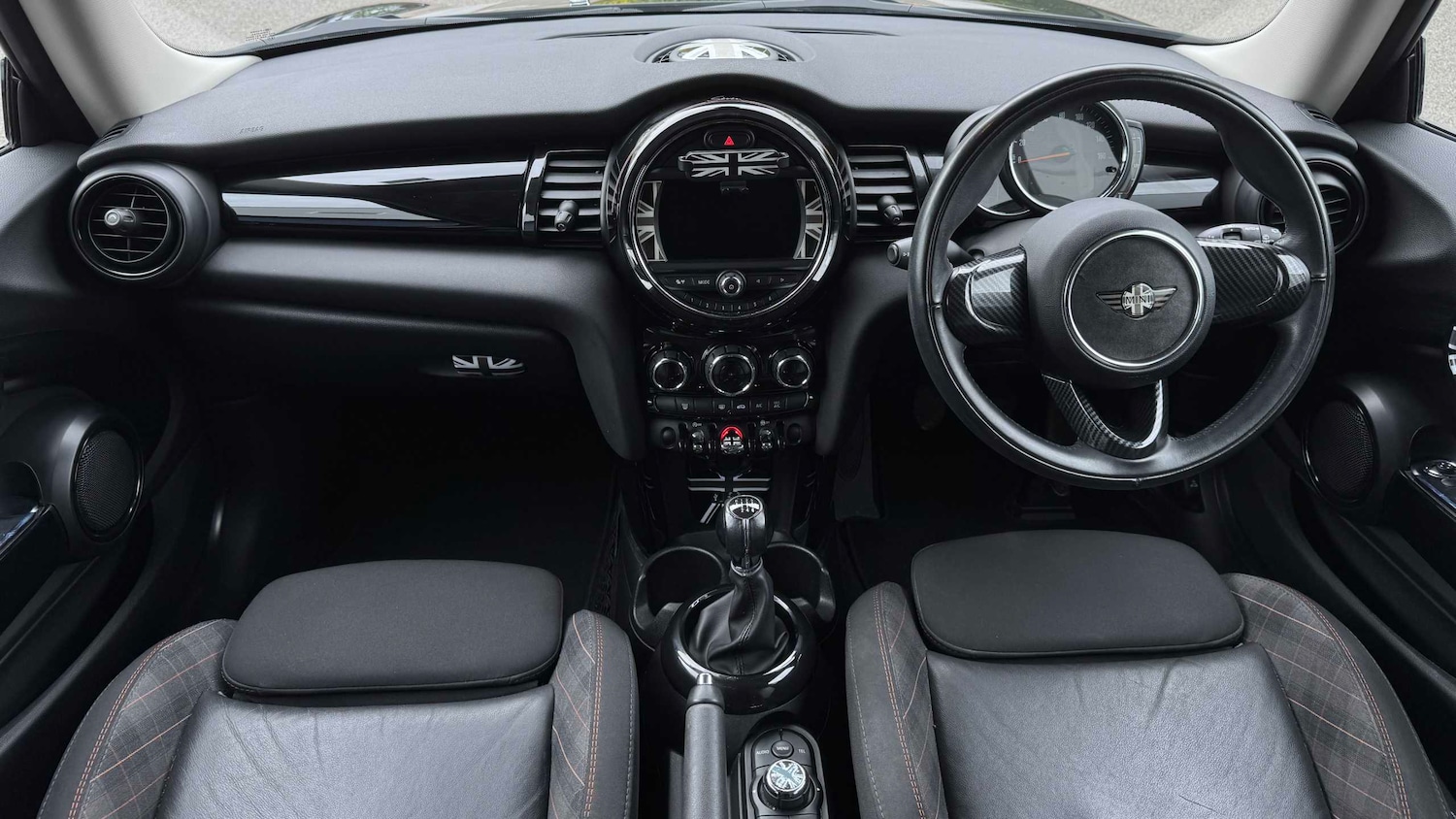 Used MINI Hatch 2018 for sale - 78187726: Photo 5