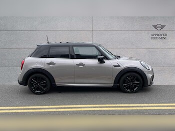 Used MINI Hatch 2023 for sale - 77827464: Photo