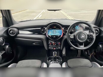 Used MINI Hatch 2023 for sale - 77827464: Photo