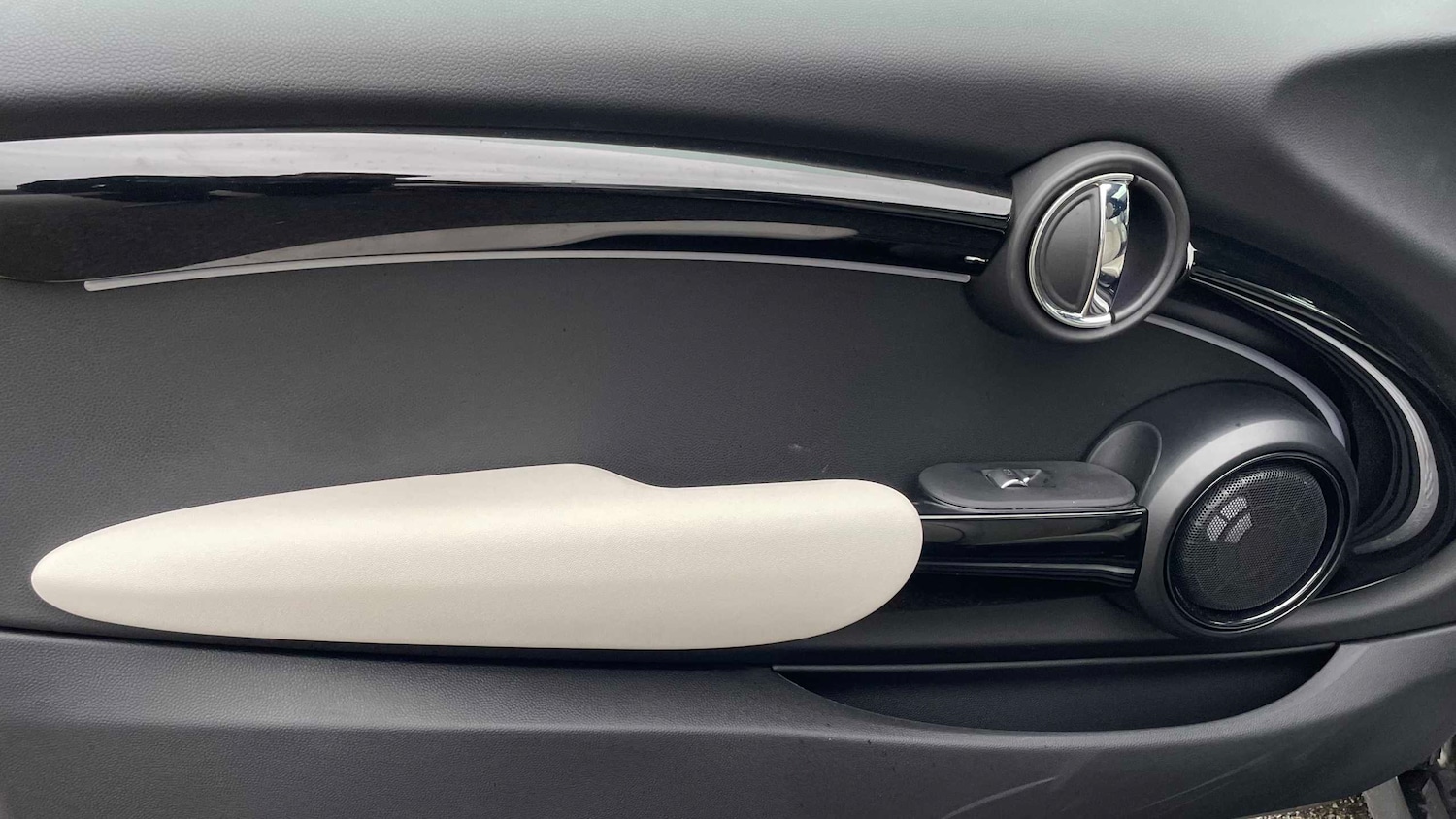 Used MINI Hatch 2022 for sale - 76553109: Photo 24