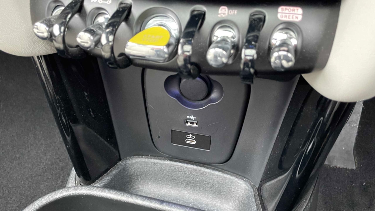 Used MINI Hatch 2022 for sale - 76553109: Photo 26